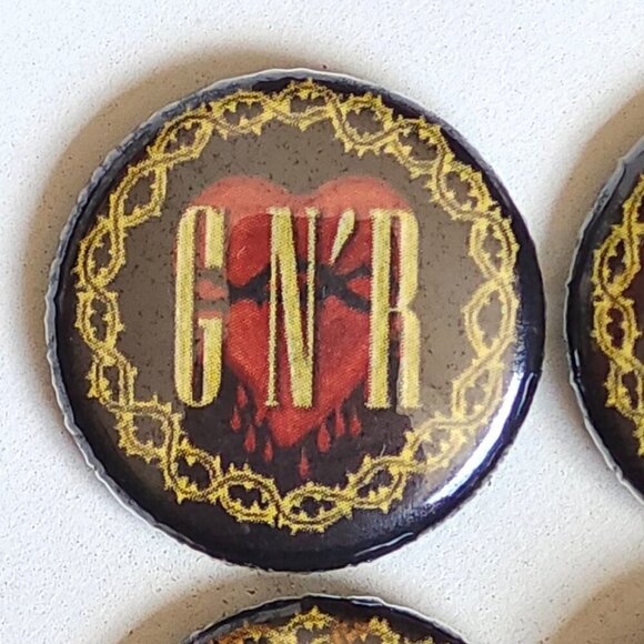 FUN Guns n Roses PIN LOT of 4 GNR Hard Rock Pin Lot - Picture 3 of 3